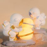 مینی چراغ خواب ماه و فضانورد - Image 2